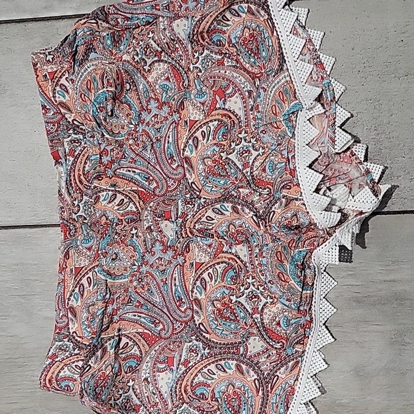 En Creme  bojo short shots size small #15A - Picture 2 of 4